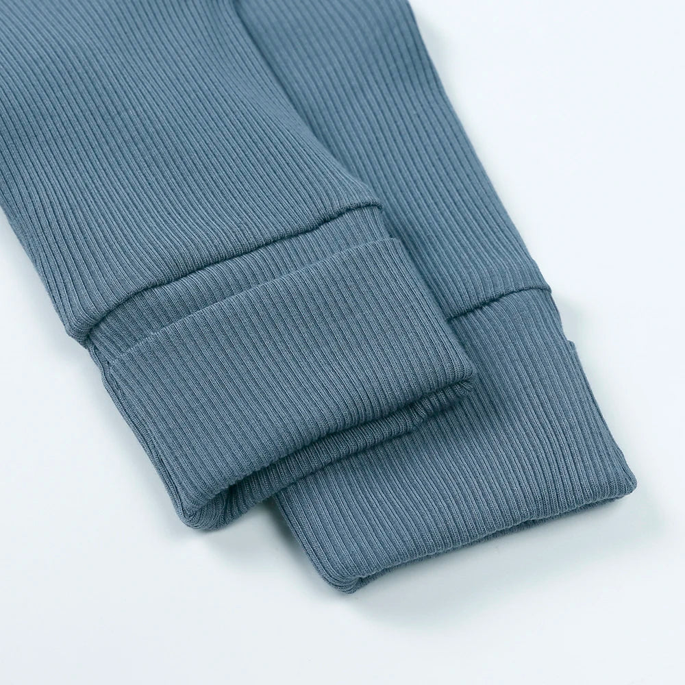 Premium Bamboo Baby Romper – Ultra-Soft Ribbed Fabric, Easy-Zip, All-Season Comfort (0–24 Months)