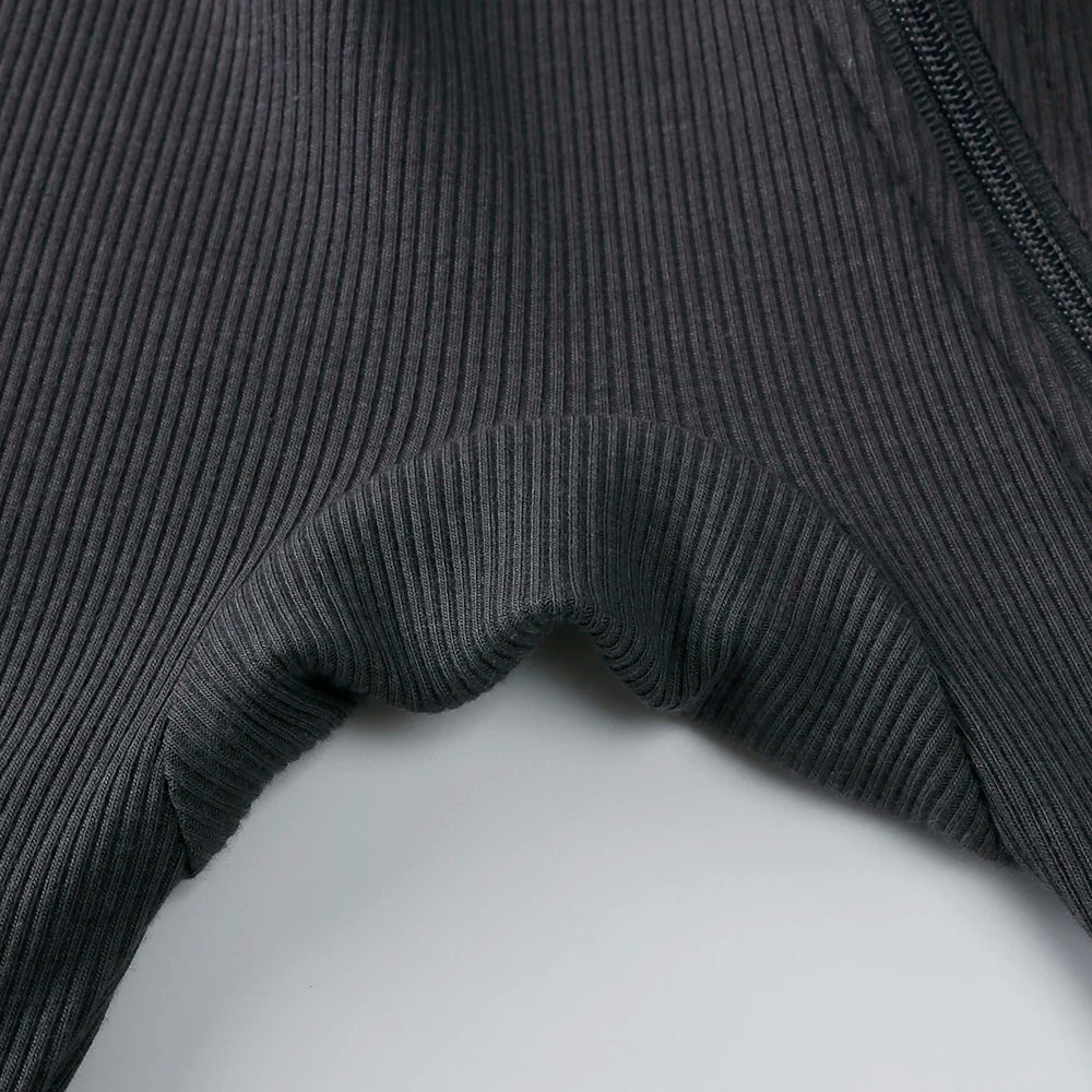 Premium Bamboo Baby Romper – Ultra-Soft Ribbed Fabric, Easy-Zip, All-Season Comfort (0–24 Months)